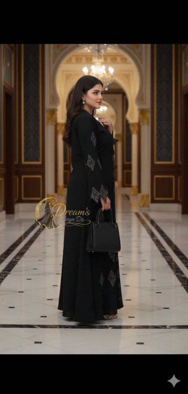 عباية الملكة